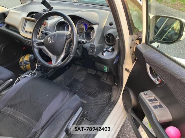 Honda FIT HYBRID 2011-10 8314470-10