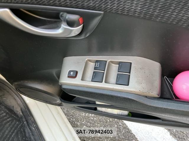 Honda FIT HYBRID 2011-10 8314470-11