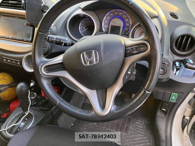 Honda FIT HYBRID 2011-10 8314470-17