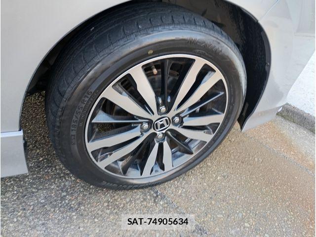 Honda FIT HYBRID 2017-10 8314446-3
