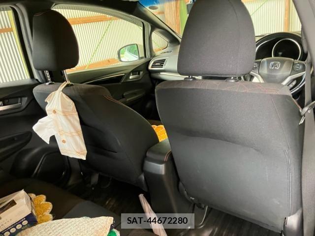 Honda FIT HYBRID 2014-05 8314457-12