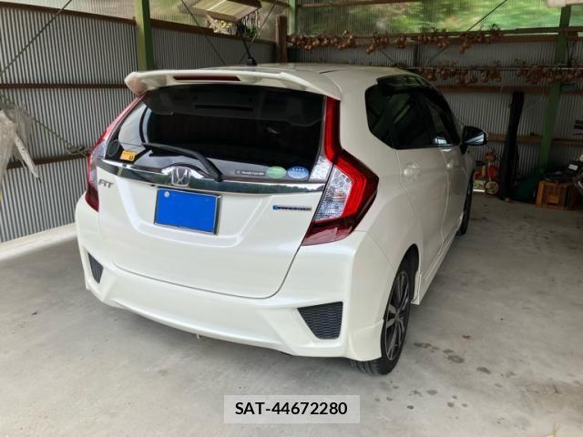 Honda FIT HYBRID 2014-05 8314457-6