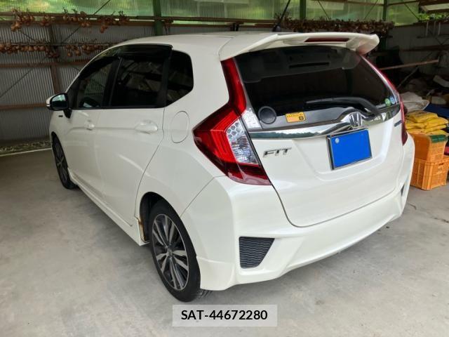 Honda FIT HYBRID 2014-05 8314457-7