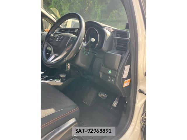 Honda FIT HYBRID 2014-10 8314465-12