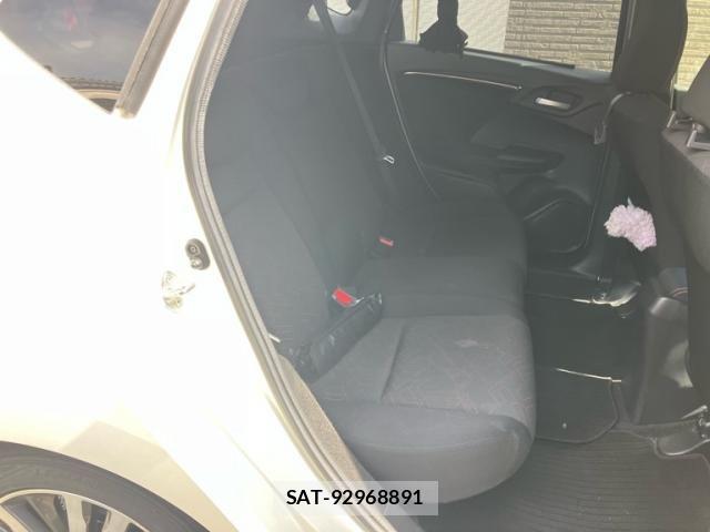 Honda FIT HYBRID 2014-10 8314465-23