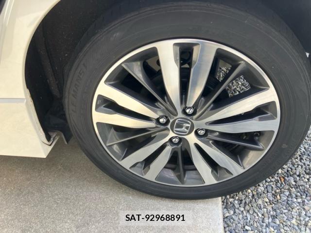 Honda FIT HYBRID 2014-10 8314465-4