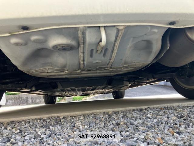 Honda FIT HYBRID 2014-10 8314465-8