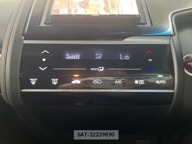 Honda FIT HYBRID 2014-11 8314449-14