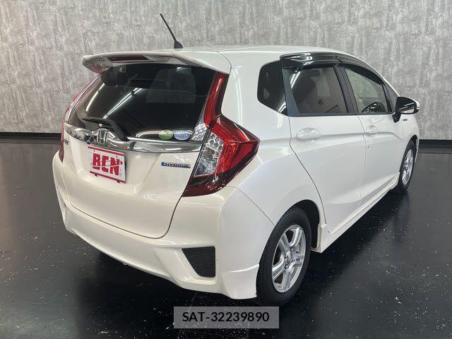 Honda FIT HYBRID 2014-11 8314449-2