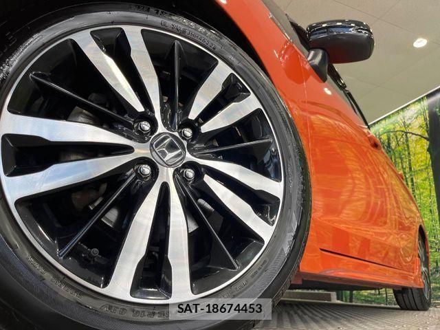 Honda FIT HYBRID 2017-12 8314450-12