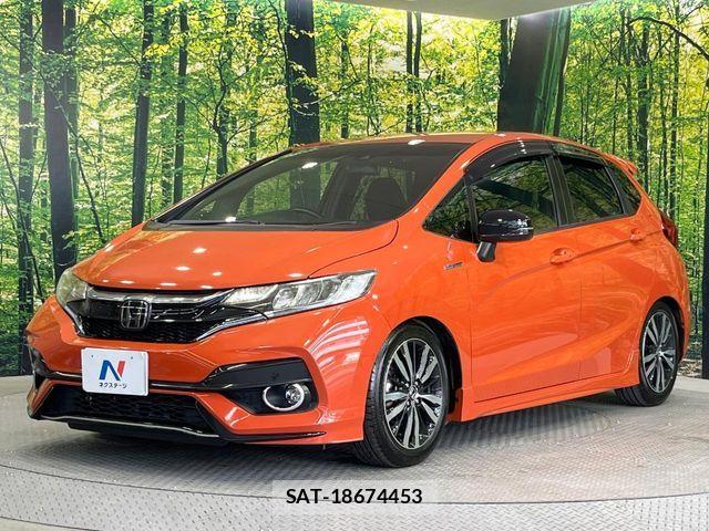 Honda FIT HYBRID 2017-12 8314450-15