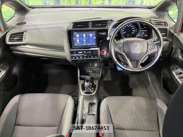 Honda FIT HYBRID 2017-12 8314450-1
