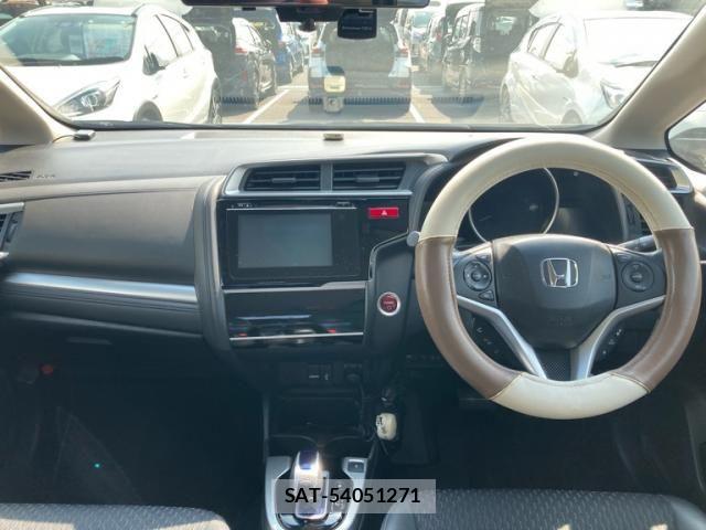 Honda FIT HYBRID 2013-09 8314464-11