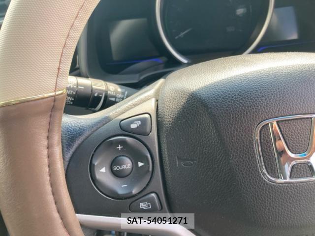 Honda FIT HYBRID 2013-09 8314464-16