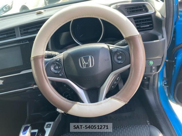 Honda FIT HYBRID 2013-09 8314464-17