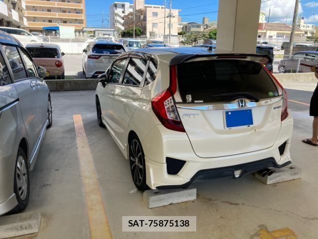 Honda FIT HYBRID 2014-01 8314458-6