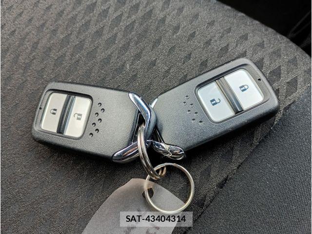 Honda FIT HYBRID 2018-03 8314448-12