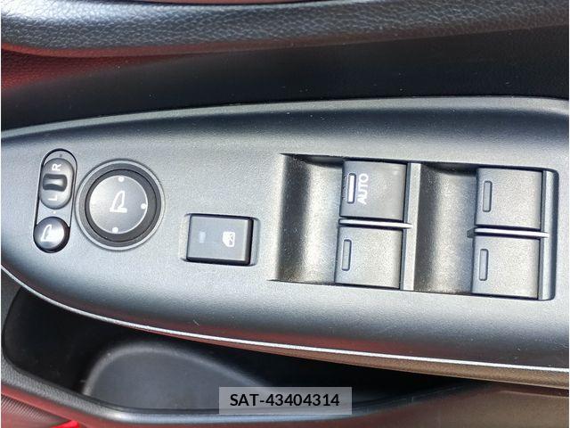 Honda FIT HYBRID 2018-03 8314448-26