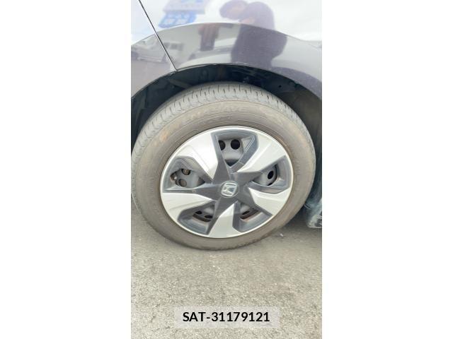 Honda FIT HYBRID 2015-09 8335847-4