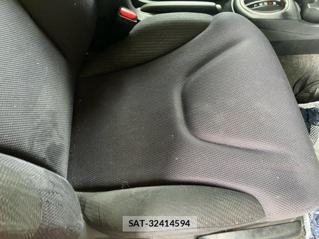 Honda FIT HYBRID 2010-11 8335845-10