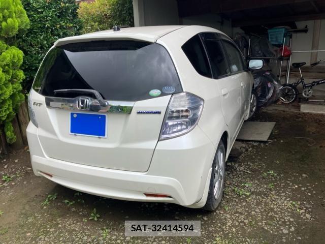 Honda FIT HYBRID 2010-11 8335845-1