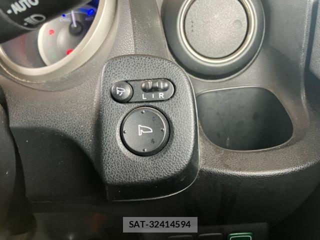 Honda FIT HYBRID 2010-11 8335845-19