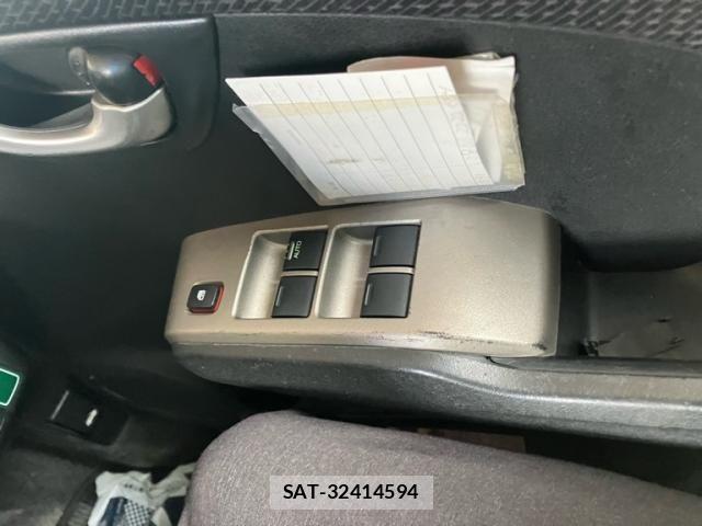 Honda FIT HYBRID 2010-11 8335845-20