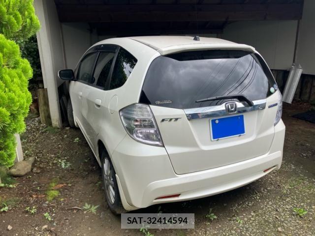 Honda FIT HYBRID 2010-11 8335845-2