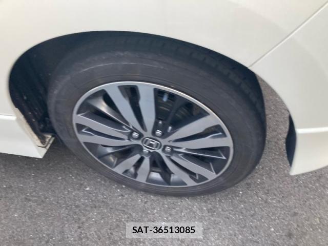 Honda FIT HYBRID 2013-11 8335840-10