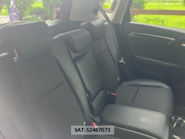 Honda FIT HYBRID 2019-09 8334927-11