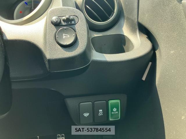 Honda FIT HYBRID 2012-01 8335844-18