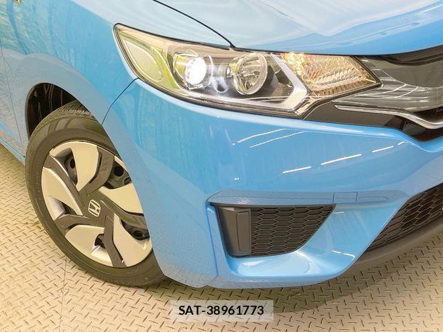 Honda FIT HYBRID 2014-04 8335838-11