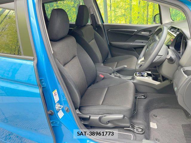 Honda FIT HYBRID 2014-04 8335838-7