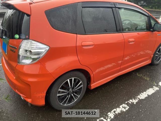 Honda FIT HYBRID 2012-06 8335848-6