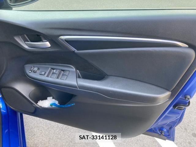 Honda FIT HYBRID 2013-09 8335843-7