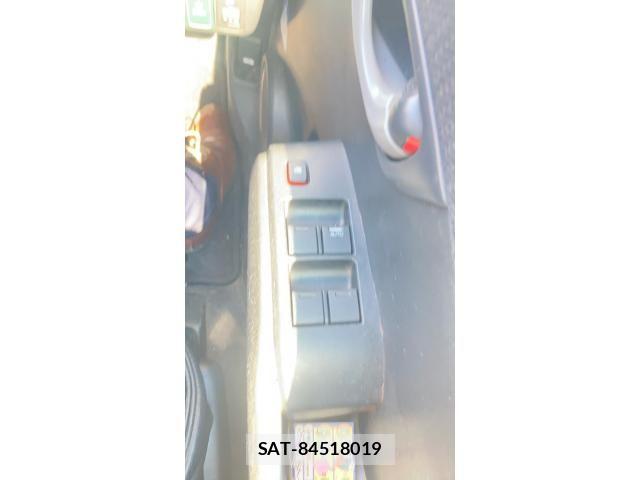 Honda FIT HYBRID 2011-08 8335846-17