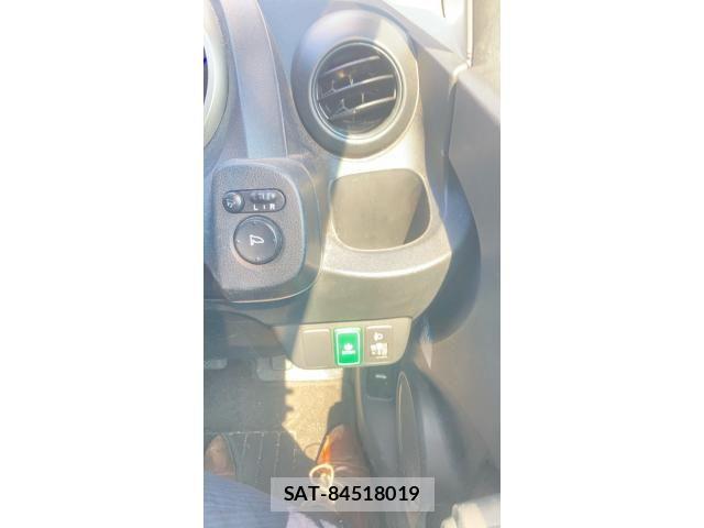 Honda FIT HYBRID 2011-08 8335846-18