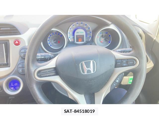 Honda FIT HYBRID 2011-08 8335846-19