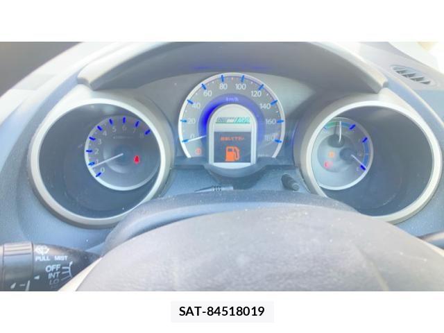 Honda FIT HYBRID 2011-08 8335846-20