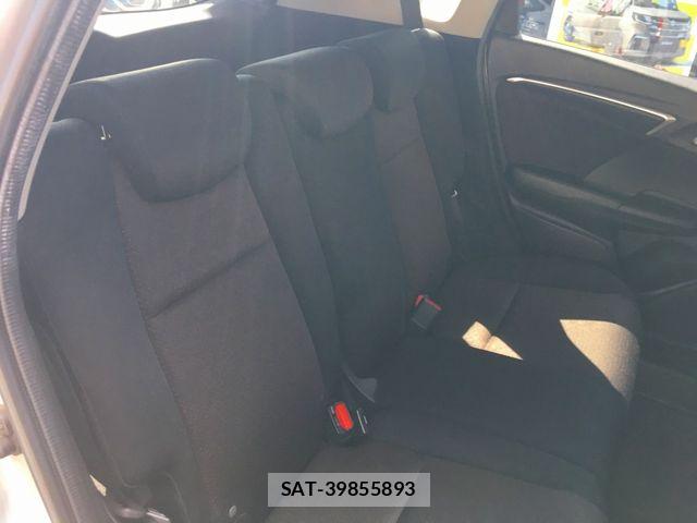 Honda FIT HYBRID 2015-06 8354481-18