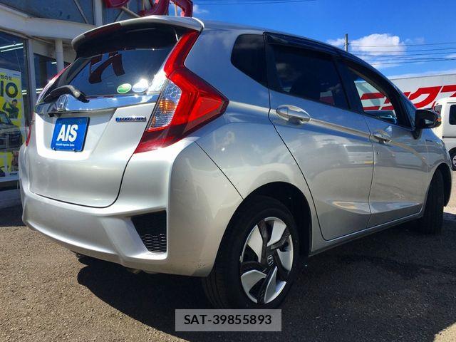 Honda FIT HYBRID 2015-06 8354481-6