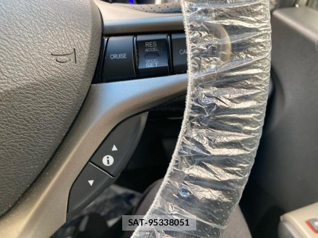Honda FIT HYBRID 2012-04 8354491-16