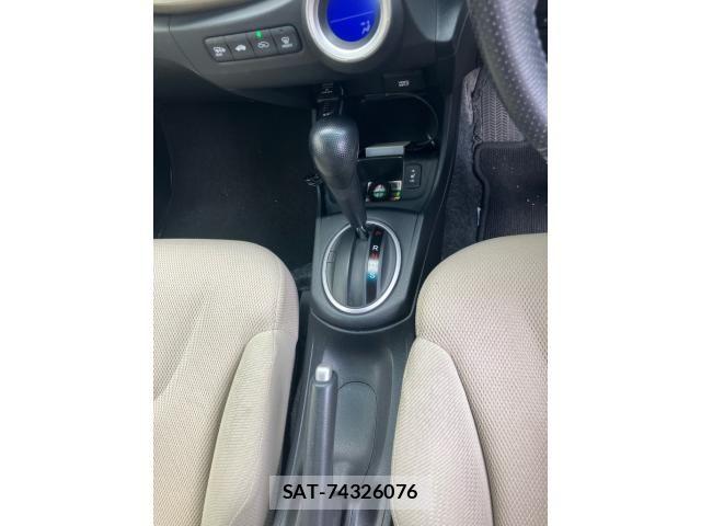 Honda FIT HYBRID 2011-03 8354490-14