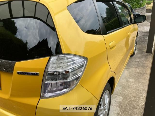 Honda FIT HYBRID 2011-03 8354490-8