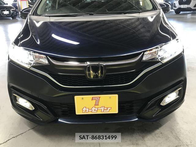 Honda FIT HYBRID 2017-10 8354476-26