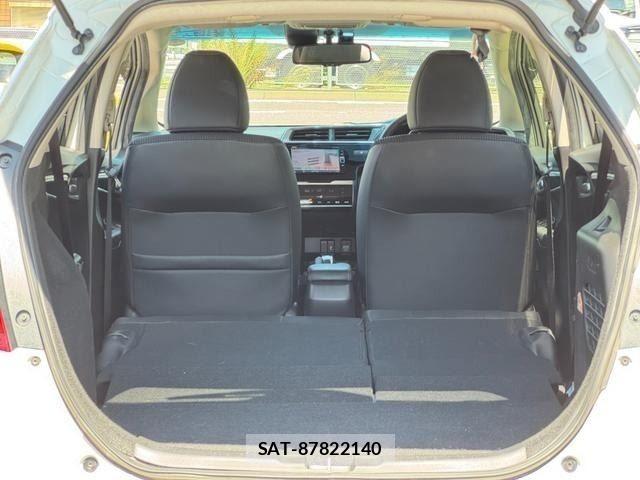Honda FIT HYBRID 2017-10 8354475-12