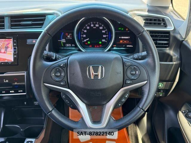 Honda FIT HYBRID 2017-10 8354475-13