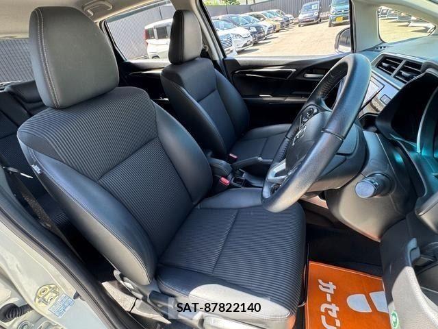 Honda FIT HYBRID 2017-10 8354475-7