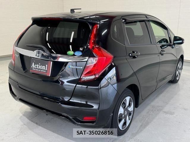 Honda FIT HYBRID 2018-03 8354477-5