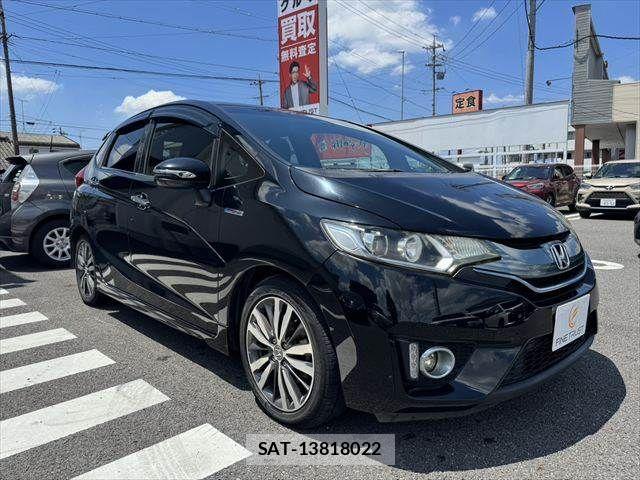 Honda FIT HYBRID 2014-04 8354480-12